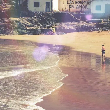 Wind Hideaway *